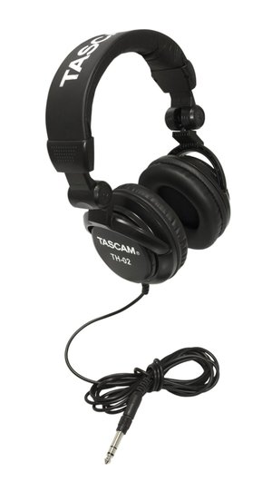 Headphone: TH02-B Closed-Back, Black Headphone: TH02-B Closed-Back, Black