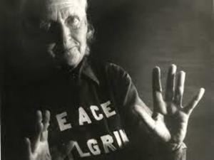 Peace Pilgrim Documentaries Peace Pilgrim Documentaries