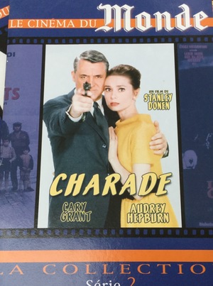 Charade (sous-titres FR\VOST) Charade (sous-titres FR\VOST)