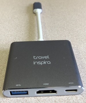 USB-C video/USB adapter USB-C video/USB adapter