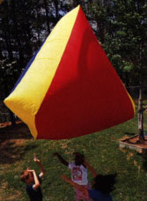 Float'R Pyramid Float'R Pyramid